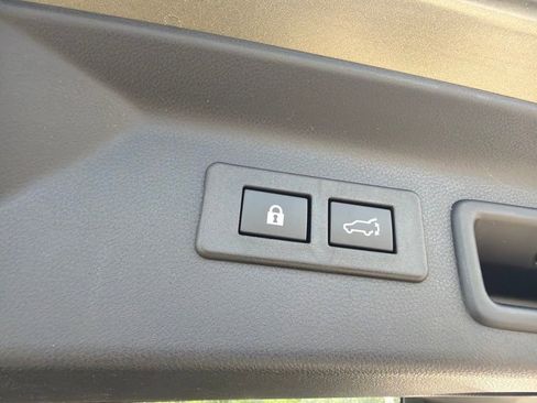 Used 2026 Subaru Forester Touring AWD/4WD image 9