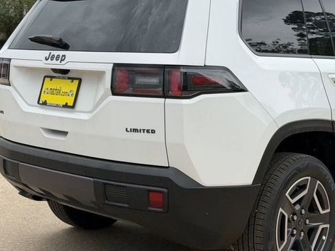 New 2026 Jeep Cherokee Limited AWD/4WD image 10