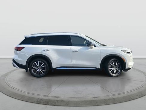 Certified 2023 INFINITI QX60 Sensory w/ Cargo Package image 3