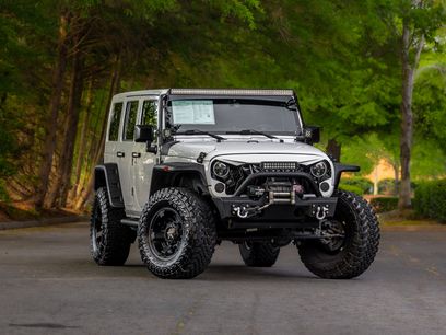 Used 2016 Jeep Wrangler Unlimited Sahara