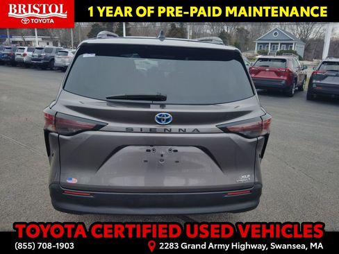 Certified 2024 Toyota Sienna XLE image 6