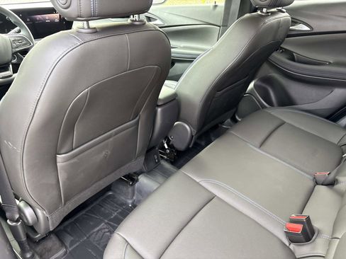 Used 2025 Buick Encore GX Sport Touring w/ Advanced Technology Package image 28