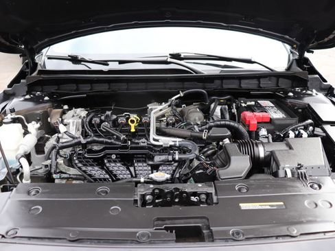 Used 2024 Nissan Altima 2.5 SR image 46