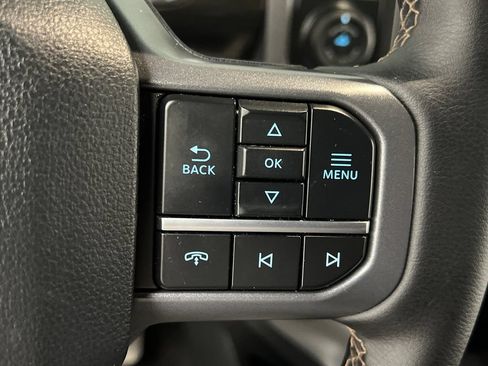 Used 2025 Ford F150 Lariat AWD/4WD image 48