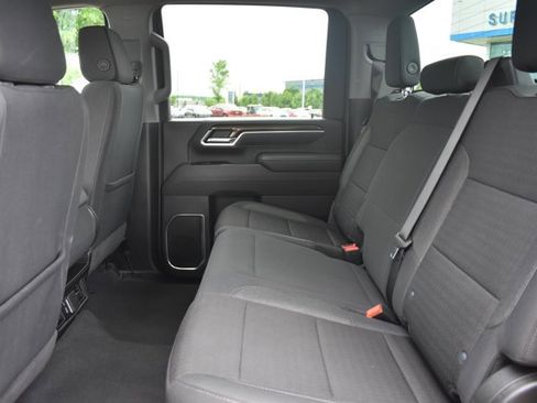 Used 2025 Chevrolet Silverado 3500 LT w/ Convenience Package AWD/4WD image 19
