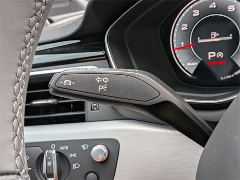 Used 2022 Audi A4 2.0T Prestige image 32