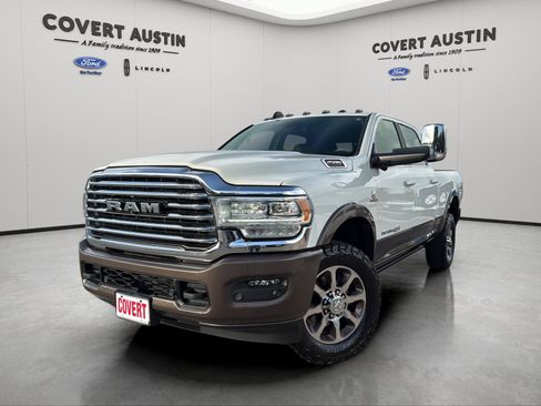 Used 2022 RAM 2500 Limited AWD/4WD image 1