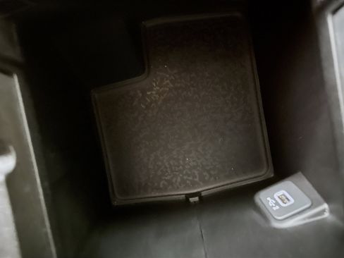 Used 2022 Jeep Wrangler Unlimited Sport image 27