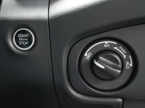 Certified 2023 Nissan Frontier PRO-4X w/ Pro-4X Premium Package image 9