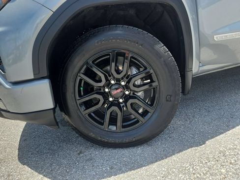 Certified 2025 GMC Sierra 1500 Elevation AWD/4WD image 29