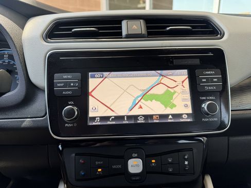 Used 2019 Nissan Leaf SL w/ SL Technology Package image 24