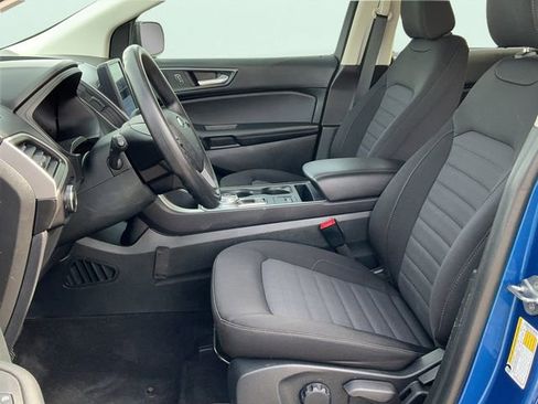 Used 2024 Ford Edge SE w/ Black Appearance Package image 13