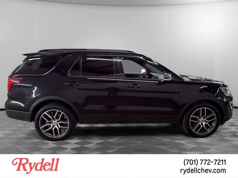 Used 2017 Ford Explorer Sport AWD/4WD image 6