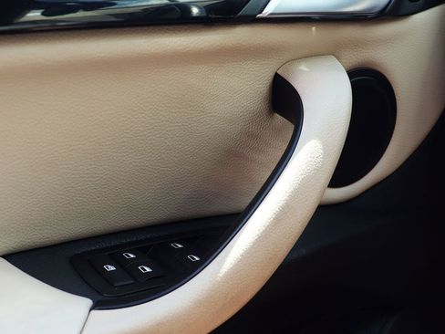 Used 2019 BMW X1 sDrive28i image 38