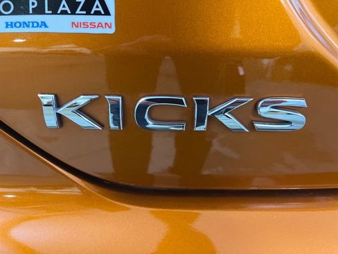 Used 2023 Nissan Kicks SR w/ SR Premium Package image 43