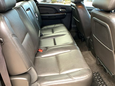 Used 2013 GMC Sierra 2500 Denali w/ Suspension Package, Off-Road image 27