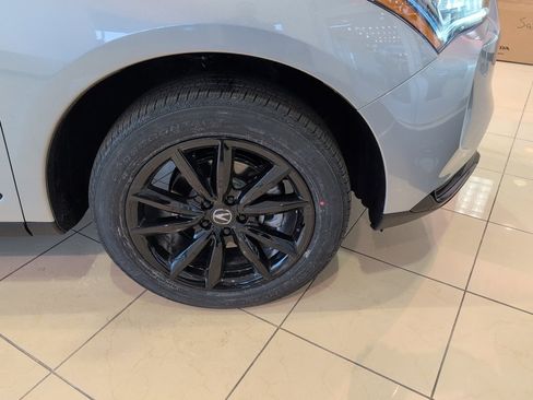 New 2026 Acura RDX SH-AWD image 18