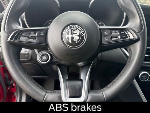 Used 2021 Alfa Romeo Giulia Sprint w/ Cold Weather Package image 16