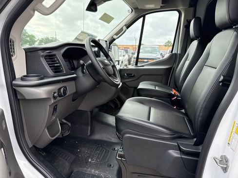 New 2026 Ford Transit 250 148 Medium Roof image 19