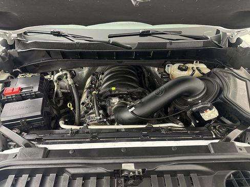 Used 2021 Chevrolet Silverado 1500 High Country w/ Technology Package image 31