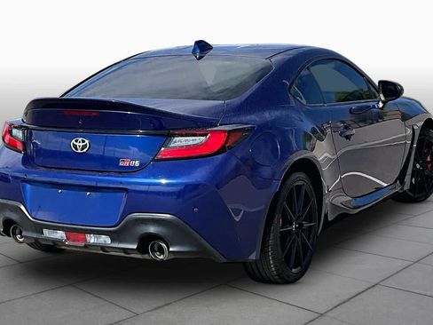 Used 2024 Toyota GR86 Premium w/ Performance Package RWD image 12