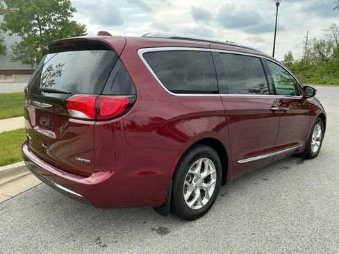Used 2019 Chrysler Pacifica Limited FWD image 6