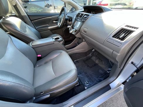 Used 2012 Toyota Prius V Three FWD image 13