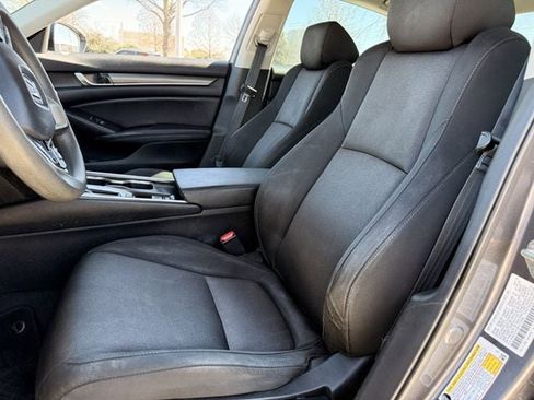 Used 2019 Honda Accord LX image 23