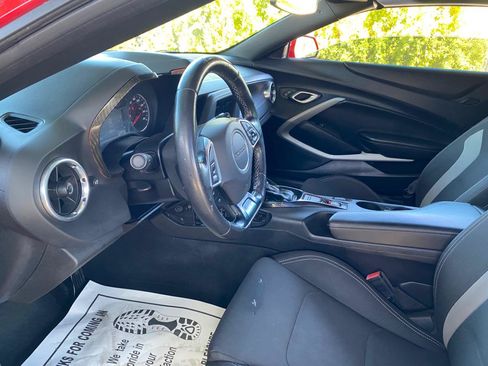 Used 2019 Chevrolet Camaro LT RWD image 26