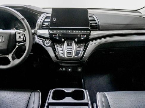 Certified 2026 Honda Odyssey Elite image 24