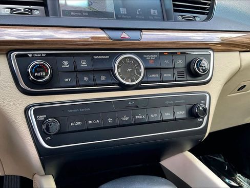 Used 2019 Kia Cadenza Technology FWD image 52