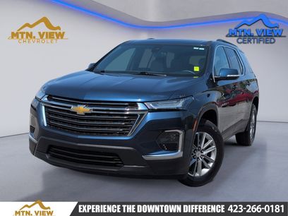 Used 2023 Chevrolet Traverse LT