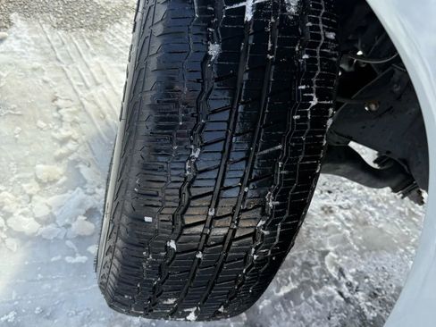 Used 2021 Toyota Tacoma TRD Sport w/ Technology Package image 21