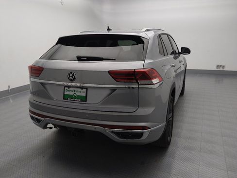 Used 2020 Volkswagen Atlas Cross Sport SE w/ Panoramic Sunroof Package image 7