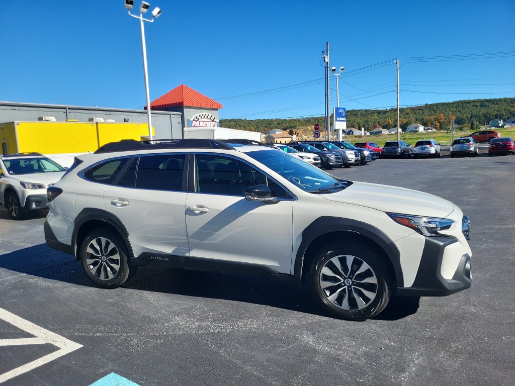 Used 2024 Subaru Outback Limited XT AWD/4WD image 5