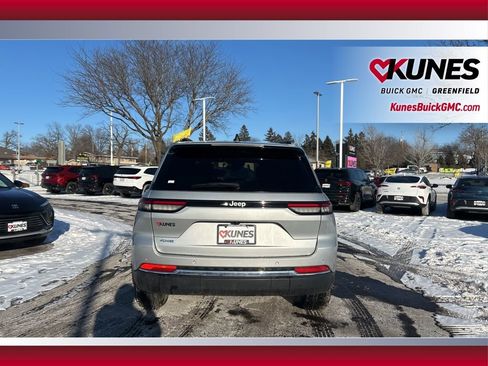 Used 2024 Jeep Grand Cherokee Limited 4xe image 6