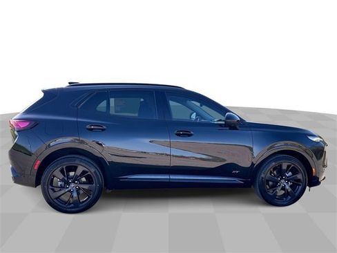 New 2025 Buick Envision Sport Touring image 9