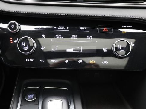 Used 2024 INFINITI QX60 Luxe AWD/4WD image 24