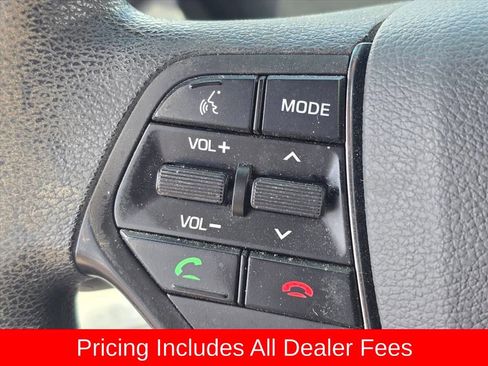 Used 2017 Hyundai Sonata SE w/ Cargo Package FWD image 4