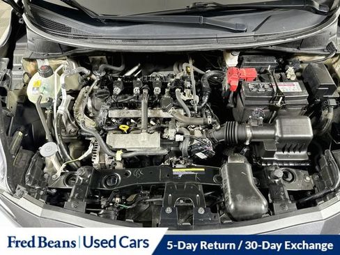 Used 2022 Nissan Versa SV FWD image 33