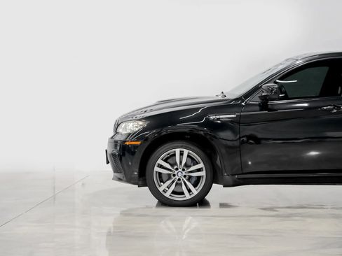 Used 2014 BMW X6 M image 11
