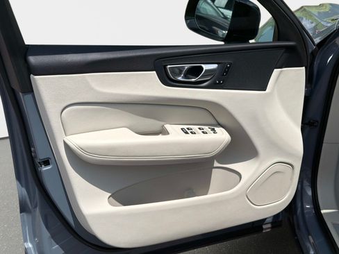 Used 2023 Volvo XC60 B5 Plus w/ Protection Package Premier FWD image 16