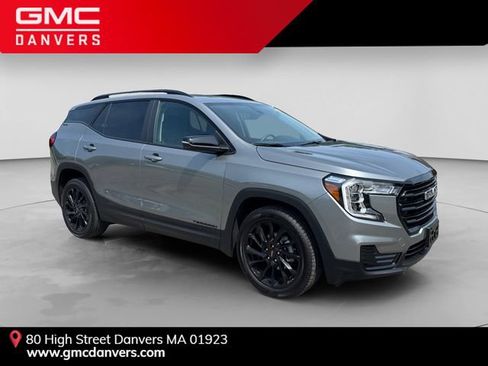 Used 2024 GMC Terrain SLE w/ Driver Convenience Package AWD/4WD image 1