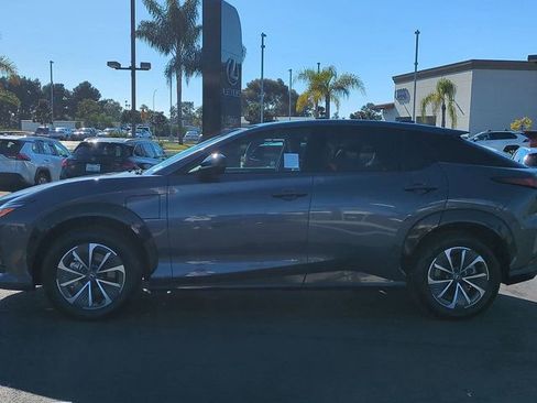 Used 2024 Lexus RZ 300e Premium image 9