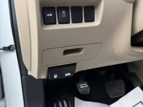 Used 2017 Nissan Altima 2.5 SV FWD image 18