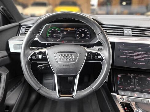 Used 2023 Audi e-tron Premium w/ Convenience Plus Package image 19