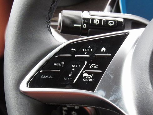 New 2026 Mercedes-Benz GLC 300 4MATIC image 26