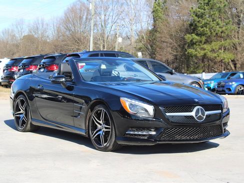 Used 2013 Mercedes-Benz SL 550 image 16