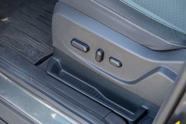 Used 2019 Ford Escape SE FWD image 9