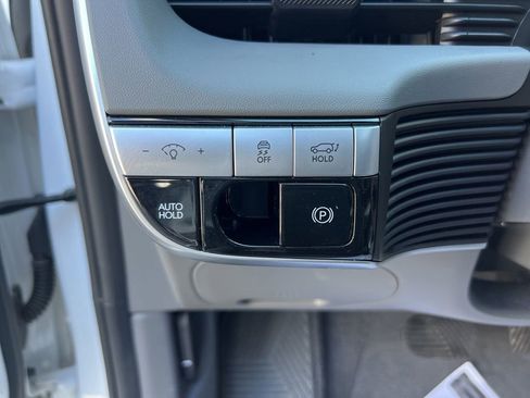 Used 2024 Hyundai Ioniq 5 SEL AWD/4WD image 11